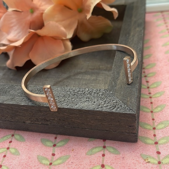 JBloom Bracelet with Rhinestones - Picture 4 of 4